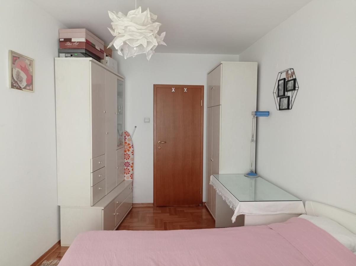 Go 2 Apartment Belgrad Exteriör bild