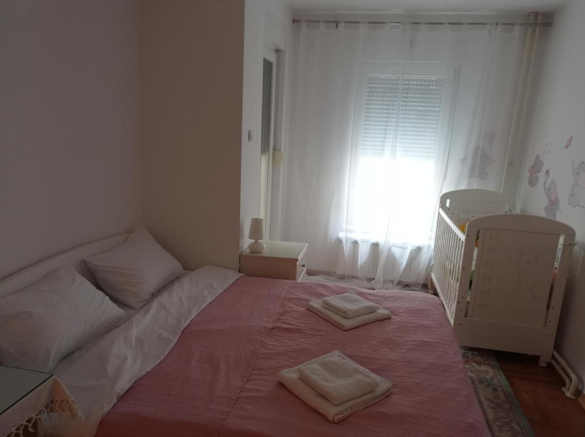 Go 2 Apartment Belgrad Exteriör bild
